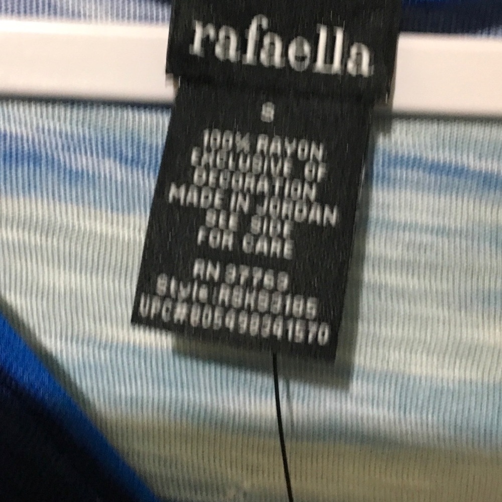 💙 2/$20 Rafaella ruffle top S - Picture 3 of 5